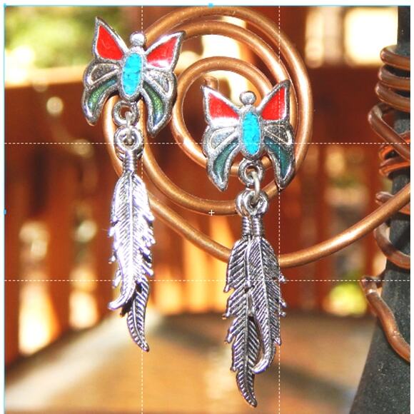 1.5" Vintage Signed Turquoise Coral Butterfly/Feather Earrings - Picture 6 of 11